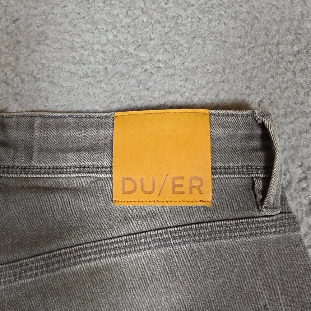 Duer DU/ER Performance Denim Jeans Mens 30 Grey Excellent Slim‎ Fit Stretch 3043